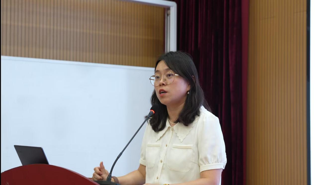 楊薈楠介紹學(xué)院