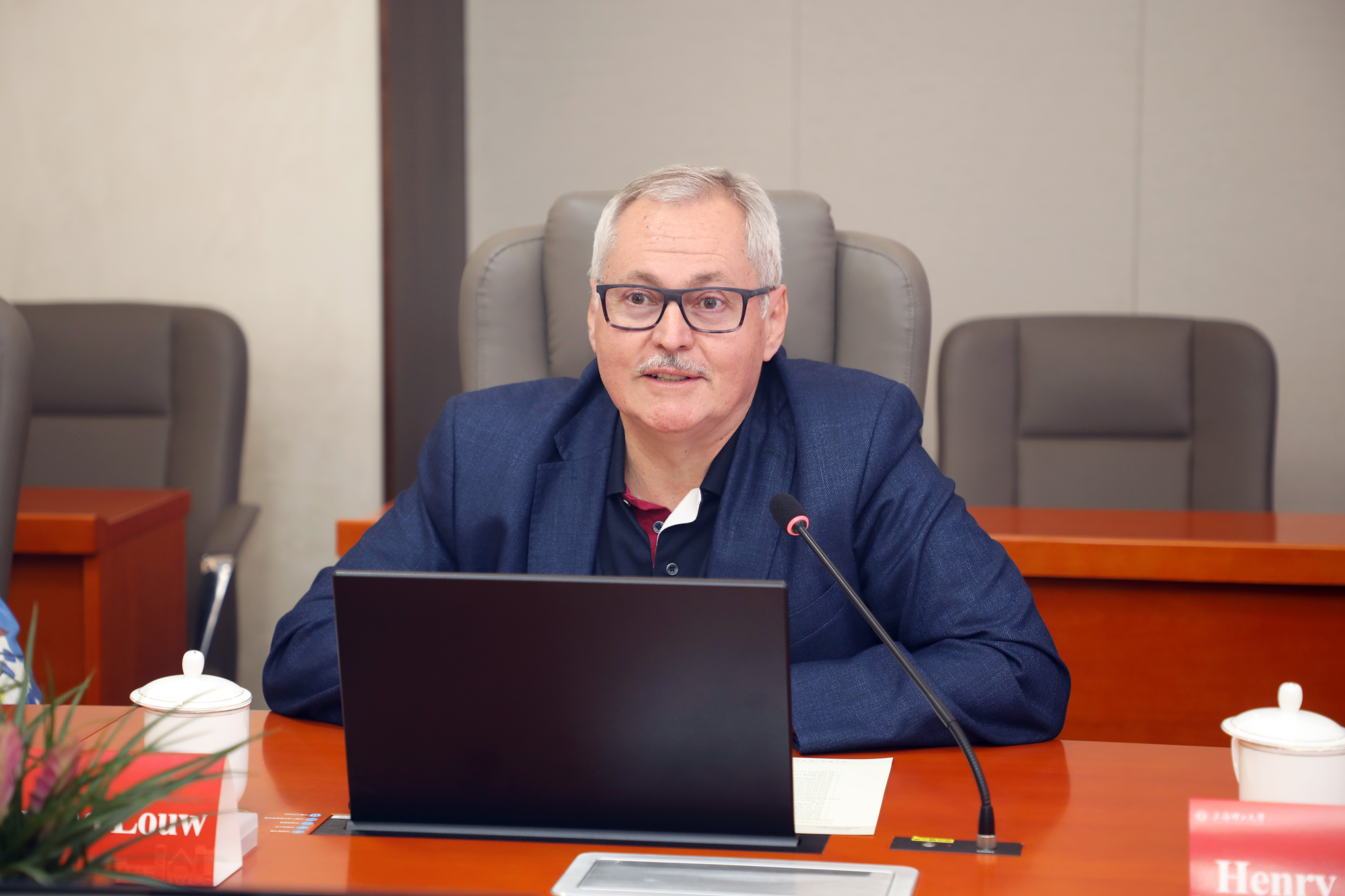 Dr. Wynand Louw介紹國際計量委員會